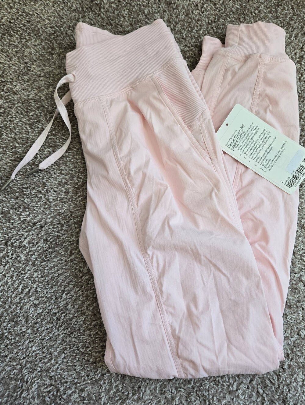 Lululemon dance studio jogger 2 strawberry milkshake